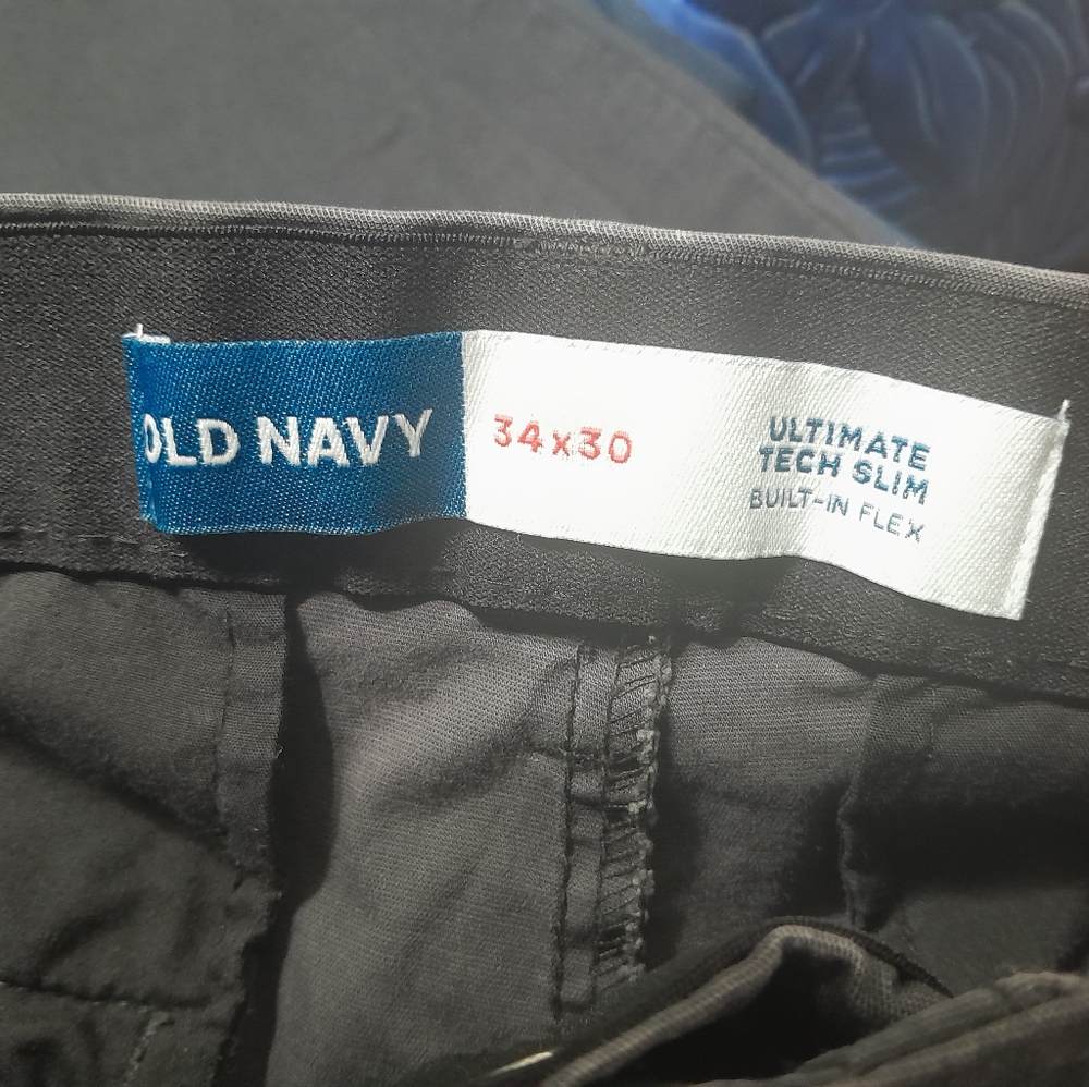 Old Navy  Men's ~ Built in Flex Pants
